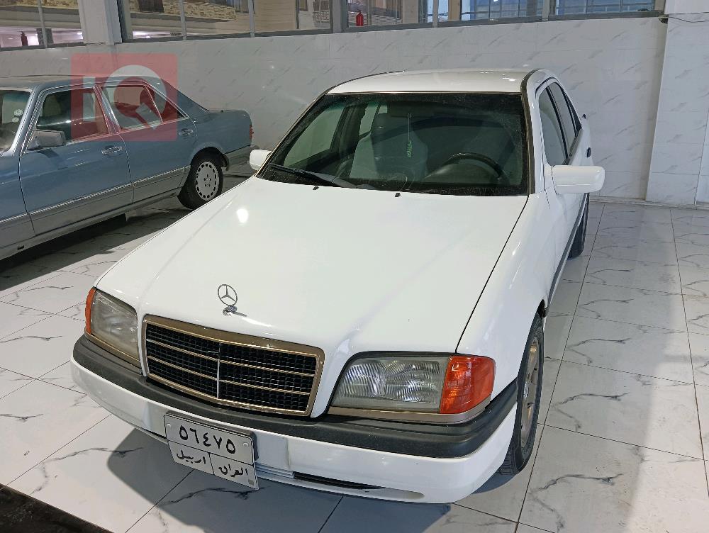 مێرسێدس بێنز E-Class